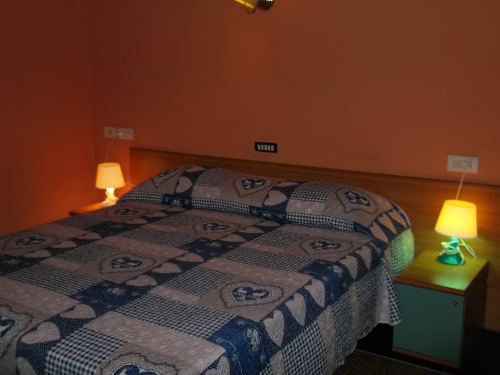 Albergo Caprile Uscio Cameră foto